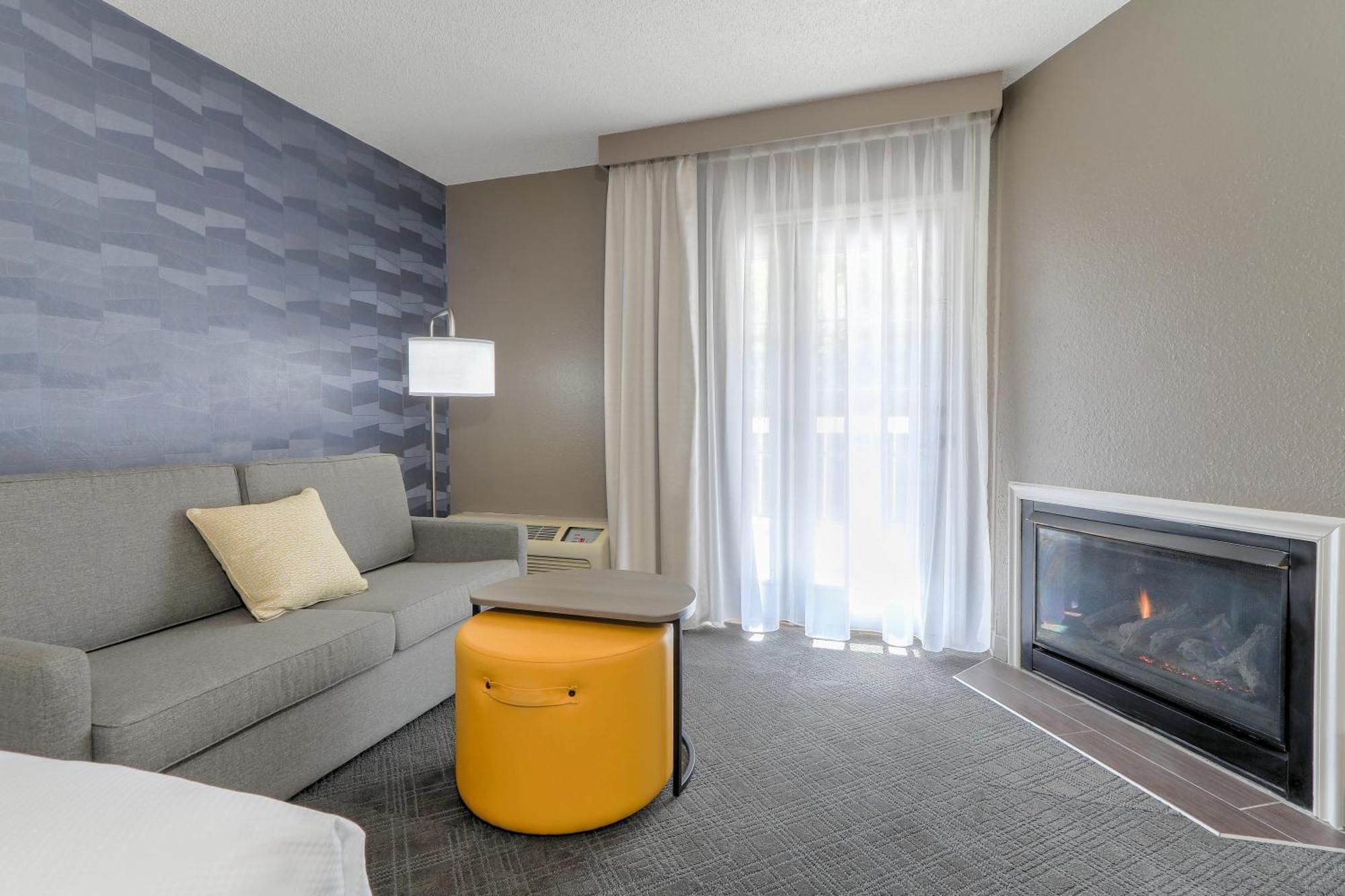 Comfort Inn & Suites At Dollywood Lane Pigeon Forge Exteriör bild