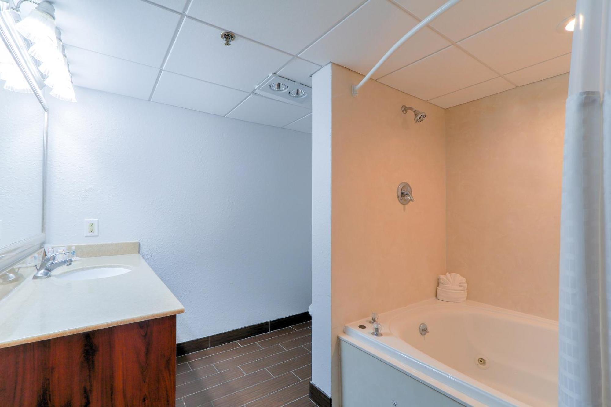 Comfort Inn & Suites At Dollywood Lane Pigeon Forge Exteriör bild