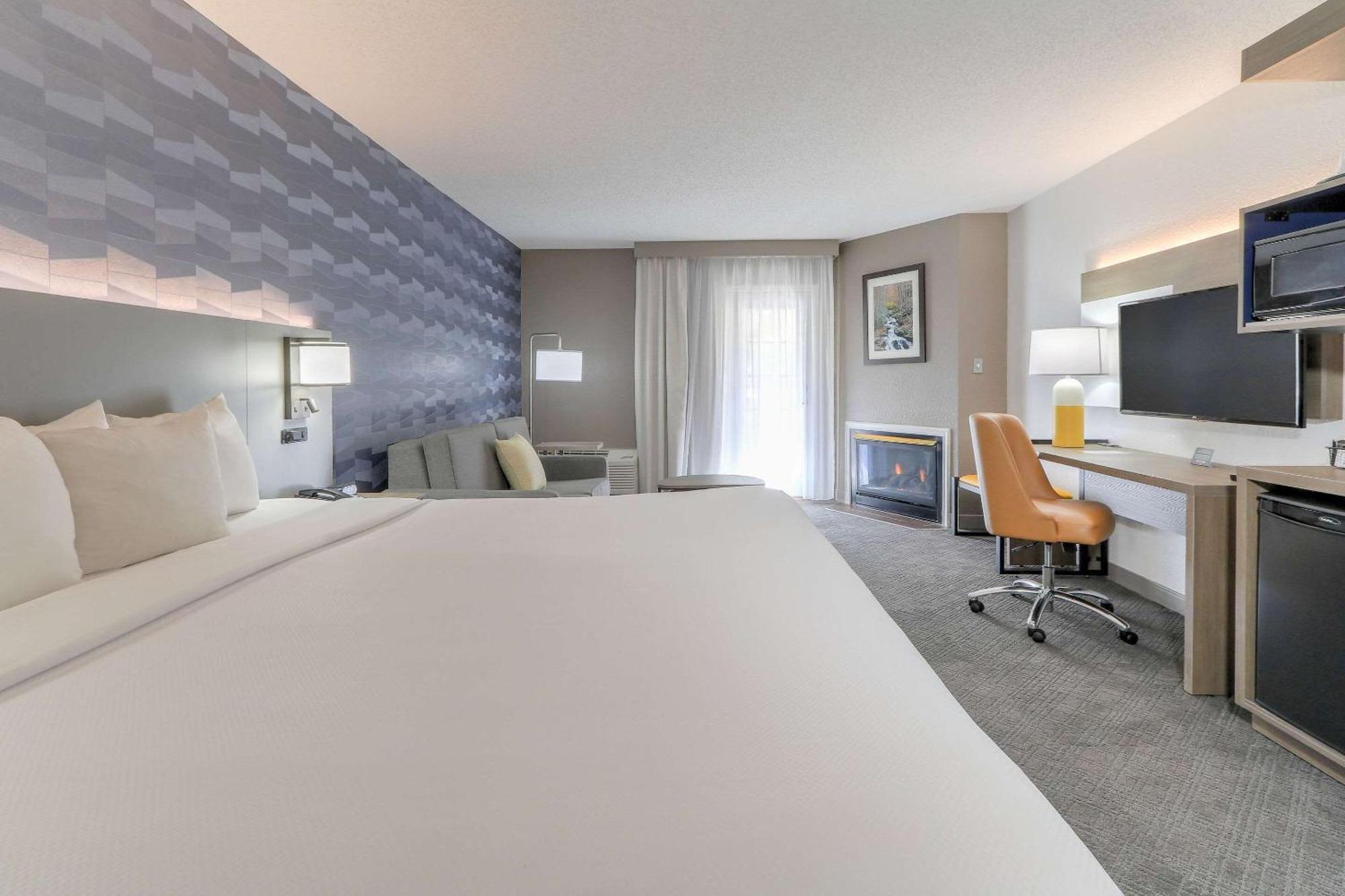 Comfort Inn & Suites At Dollywood Lane Pigeon Forge Exteriör bild