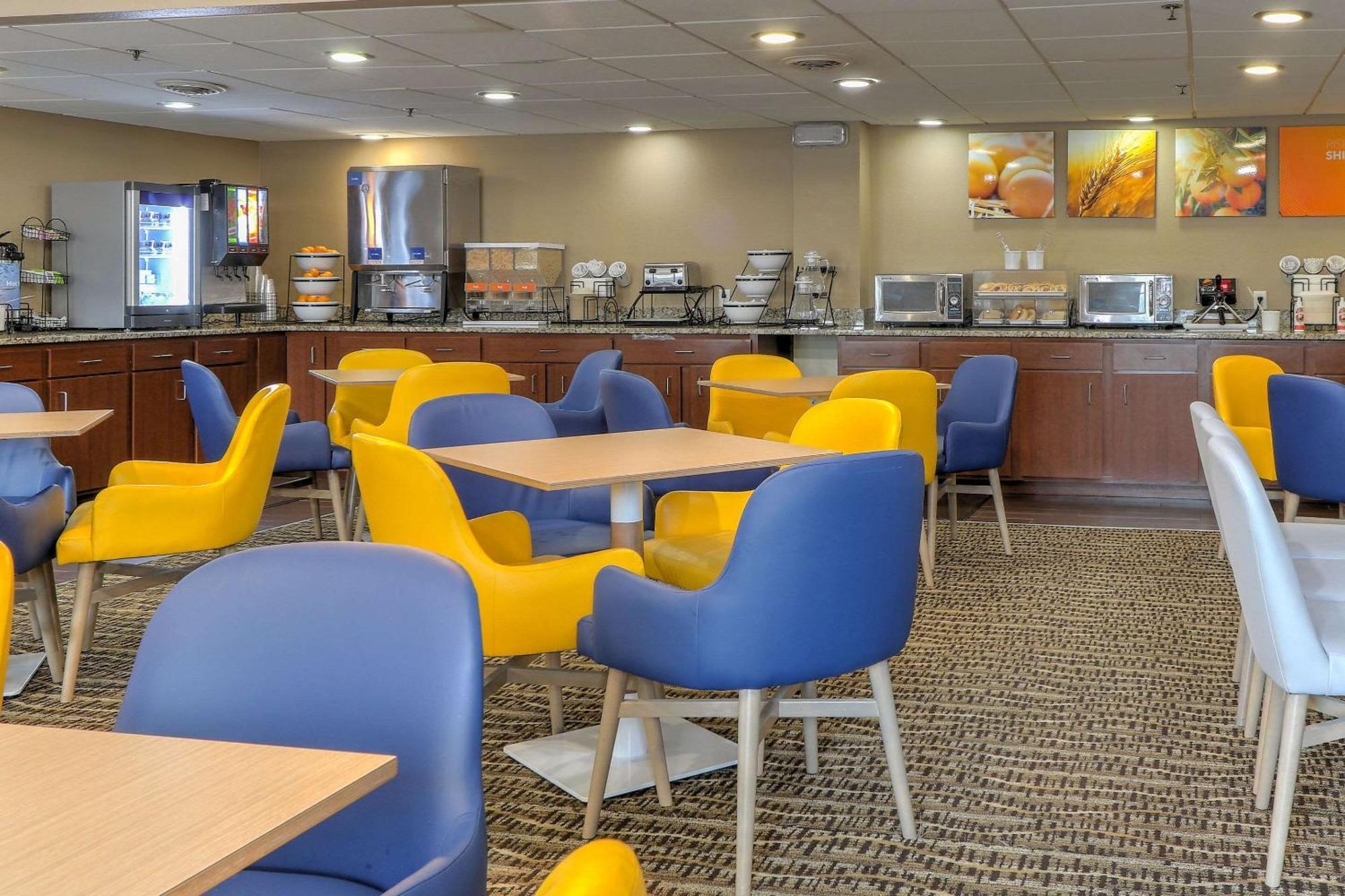 Comfort Inn & Suites At Dollywood Lane Pigeon Forge Exteriör bild