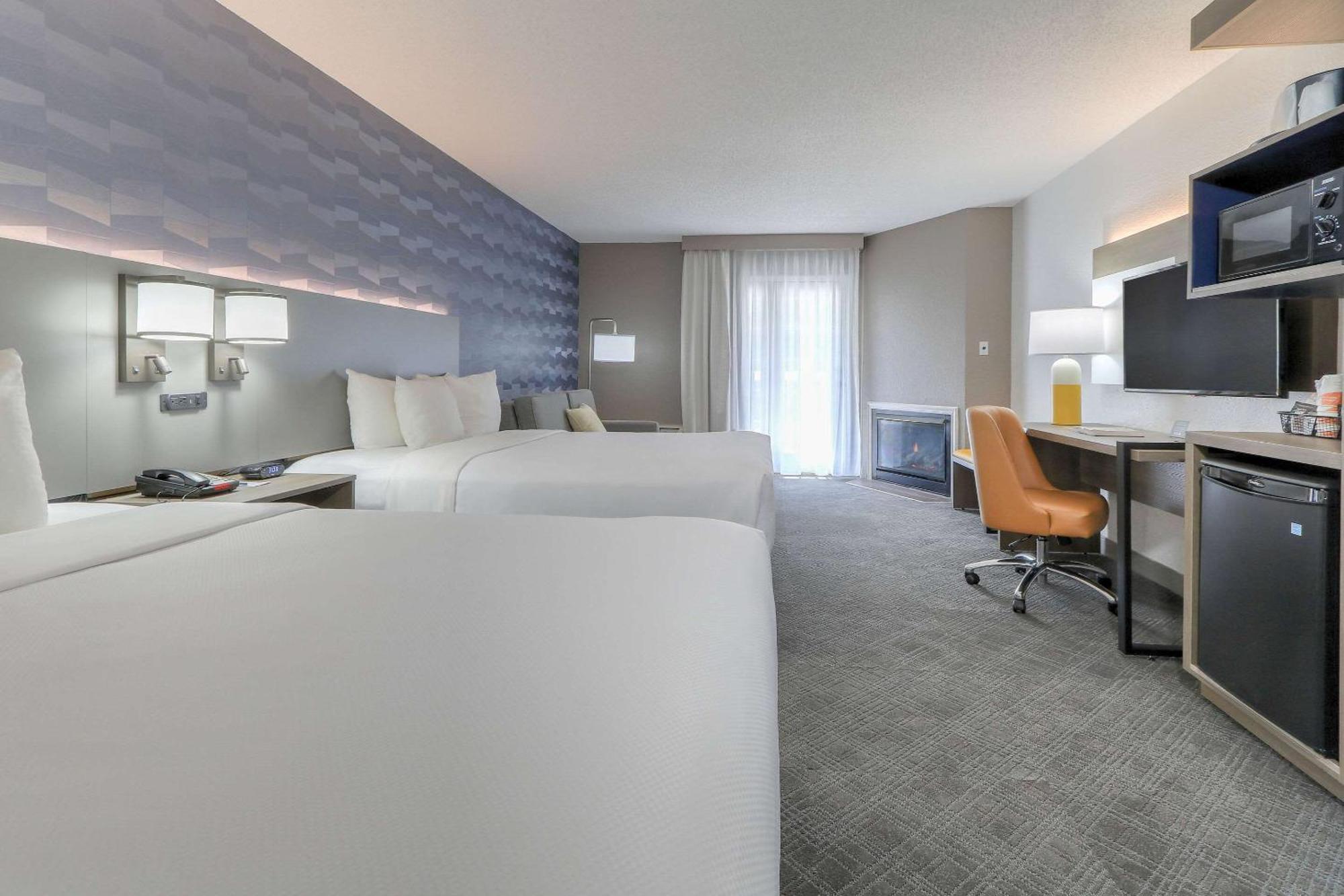 Comfort Inn & Suites At Dollywood Lane Pigeon Forge Exteriör bild